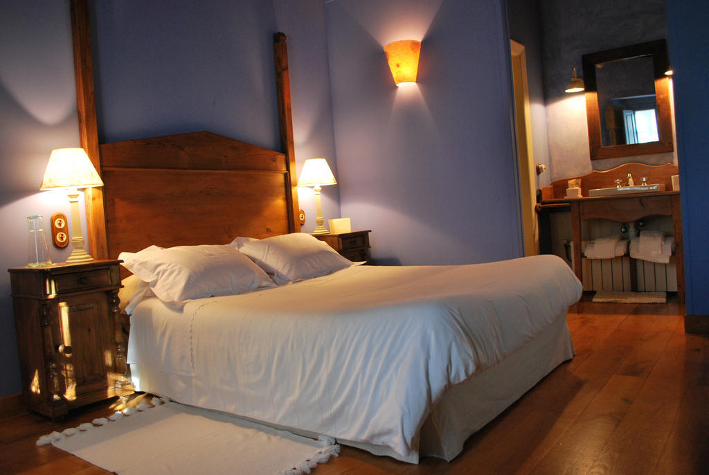 Casa Do Castelo De Andrade Guest House Puentedeume Rom bilde